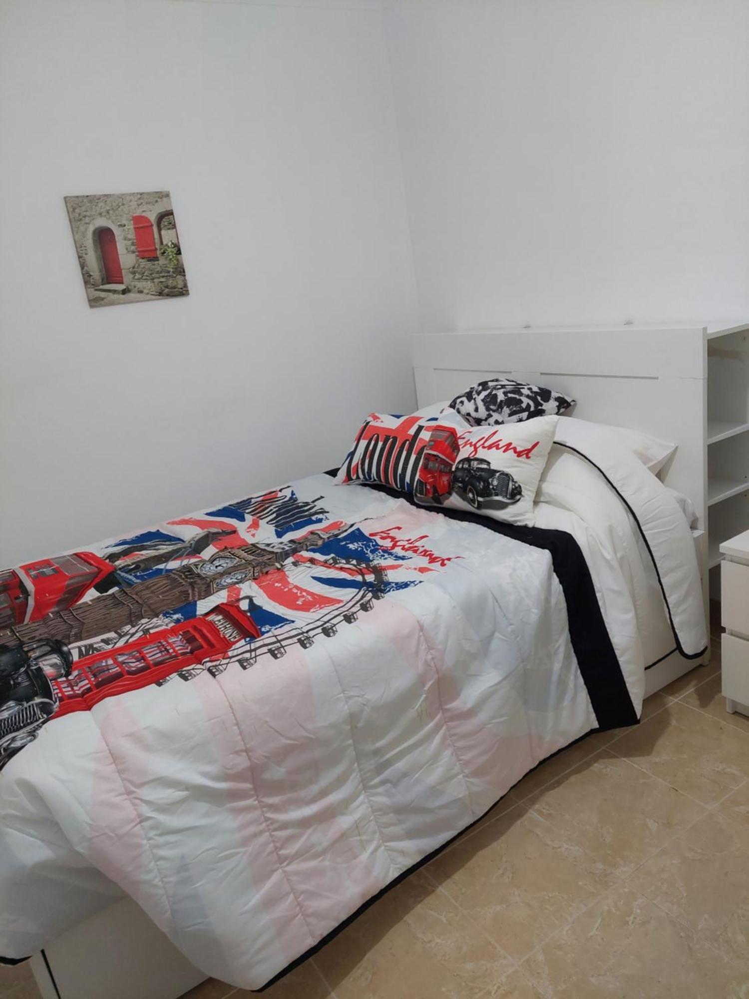 Ketchs House Homestay *